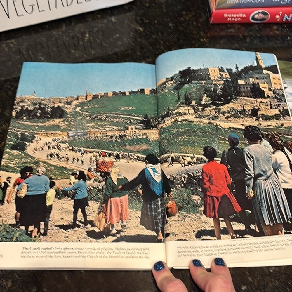 Vintage March 1965 National Geographic Magazine - Picture 4 of 17